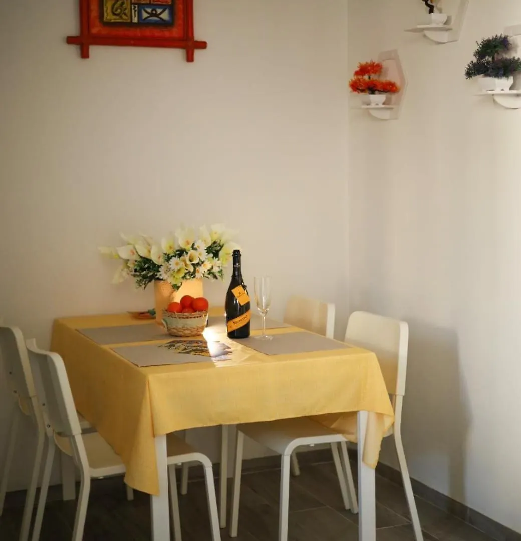 Casina Viareggina 2 Camere Viareggio Holiday home
